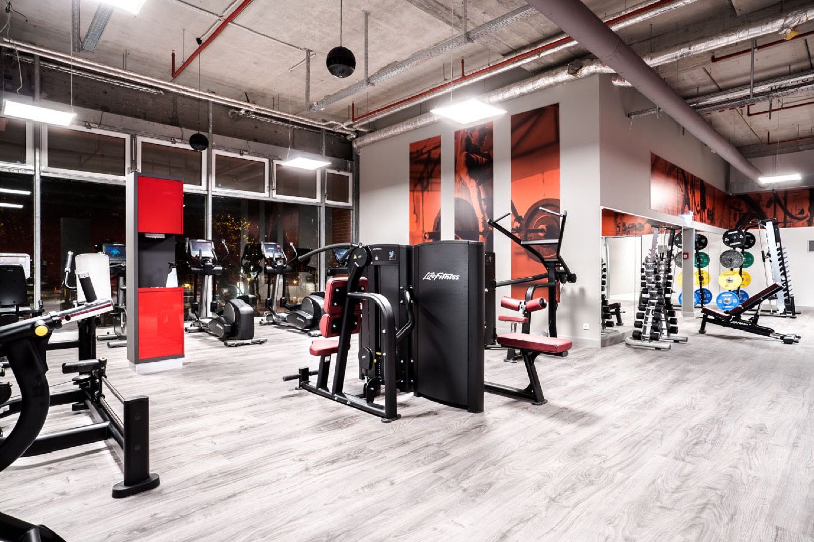 Frauenbereich — Ladies-Only bei CrunchFit